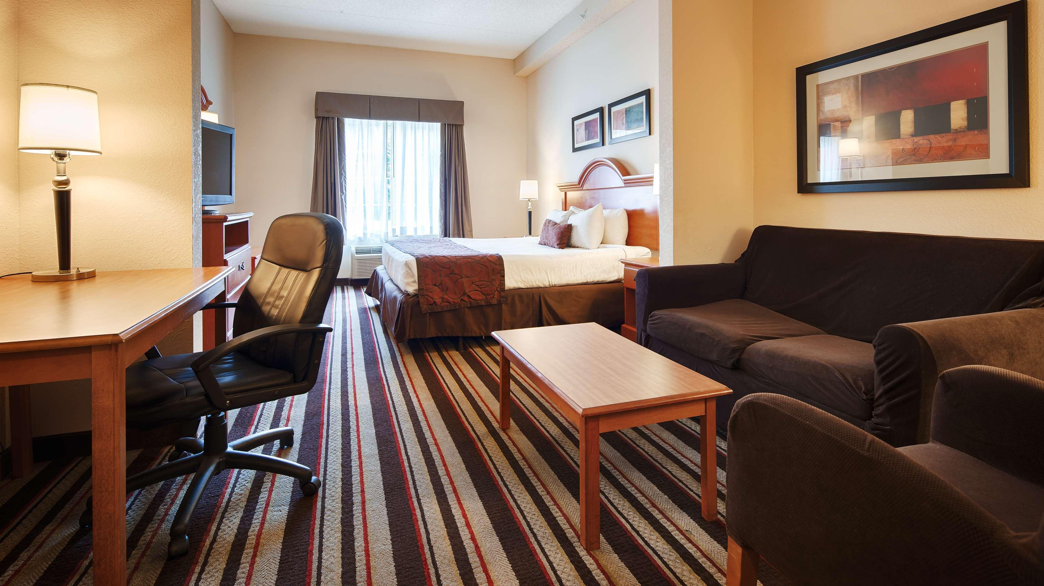 Best Western Windsor Inn And Suites Данвил Екстериор снимка
