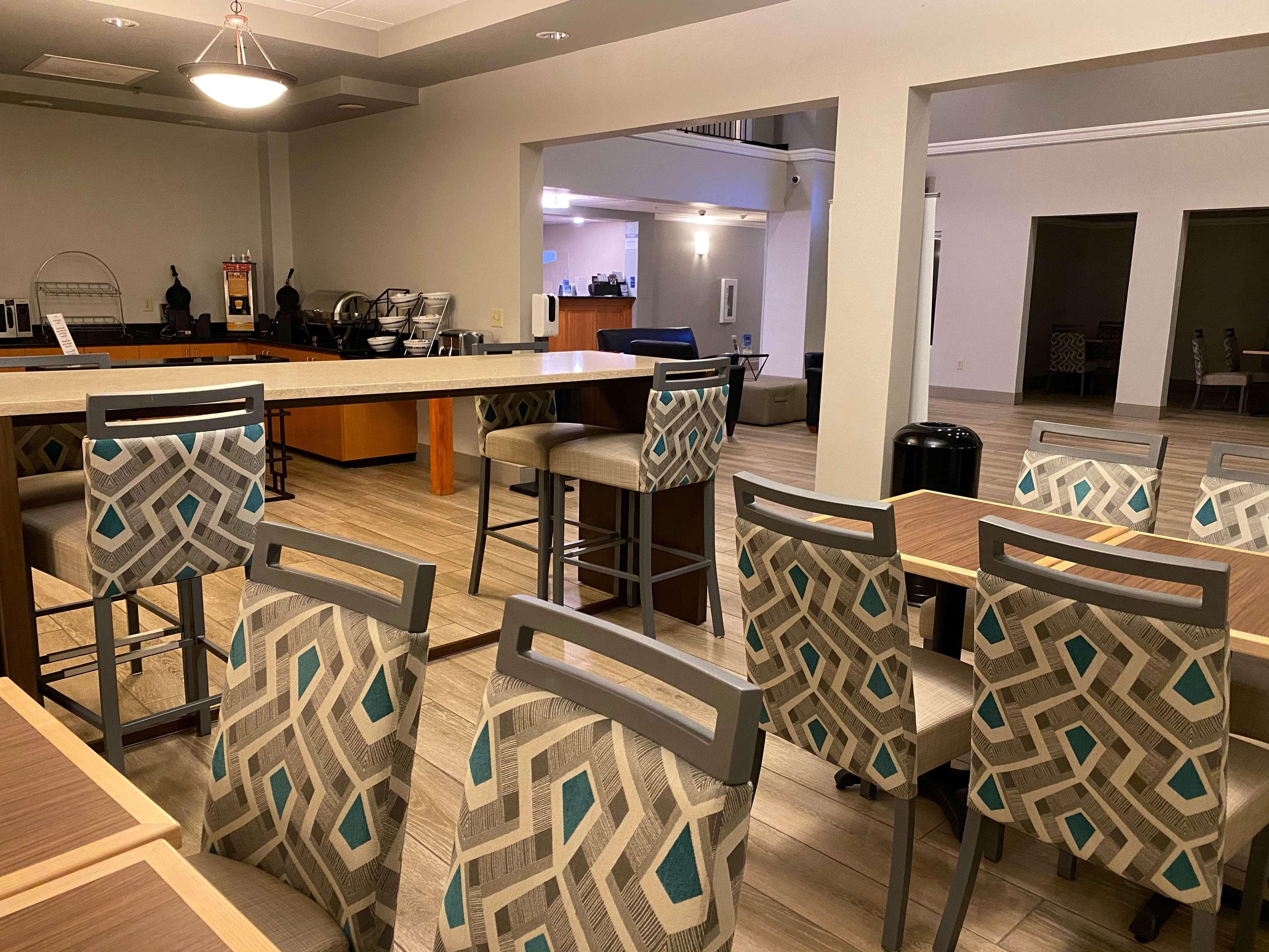 Best Western Windsor Inn And Suites Данвил Екстериор снимка