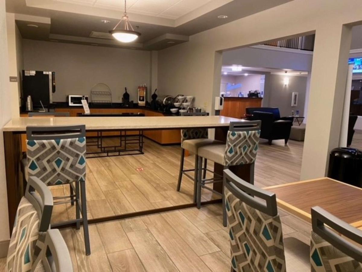 Best Western Windsor Inn And Suites Данвил Екстериор снимка