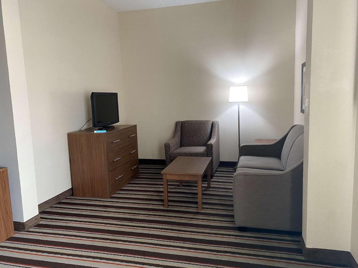 Best Western Windsor Inn And Suites Данвил Екстериор снимка